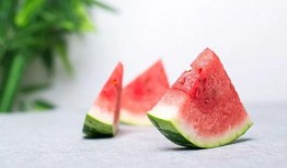 梦见放生西瓜吃瓜,放生西瓜的奇幻之旅